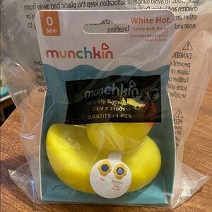Munchkin White Hot Safety Bath Ducky - Bright Yellow
